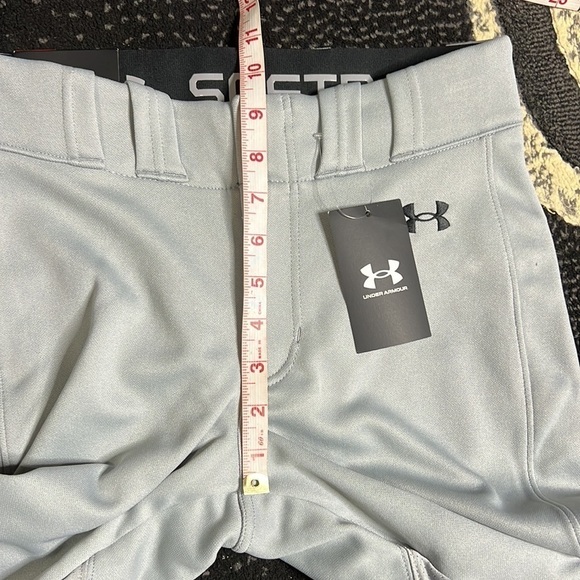 Under Armour Gray Cropped Fitted Pants Size XS - Picture 7 of 10